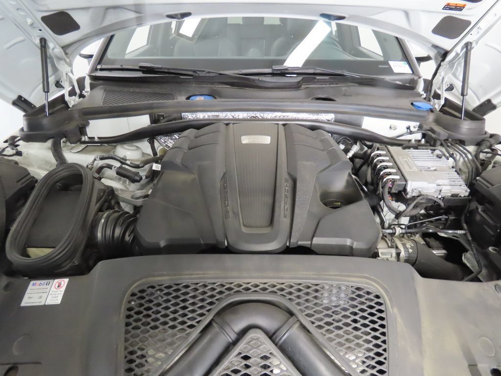 Used 2021 Porsche Macan S AWD/4WD image 51
