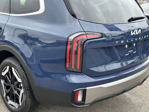 New 2025 Kia Telluride EX image 10