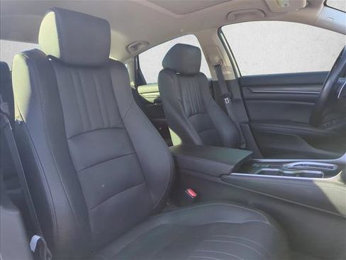 Used 2021 Honda Accord Touring image 26