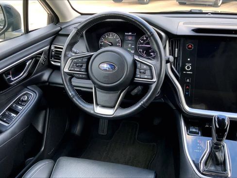 Used 2023 Subaru Outback Limited image 5
