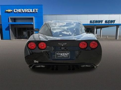 Used 2008 Chevrolet Corvette Coupe w/ Preferred Equipment Group RWD image 5