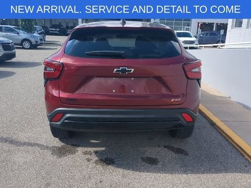 Certified 2024 Chevrolet Trax RS w/ Driver Confidence Package FWD image 5