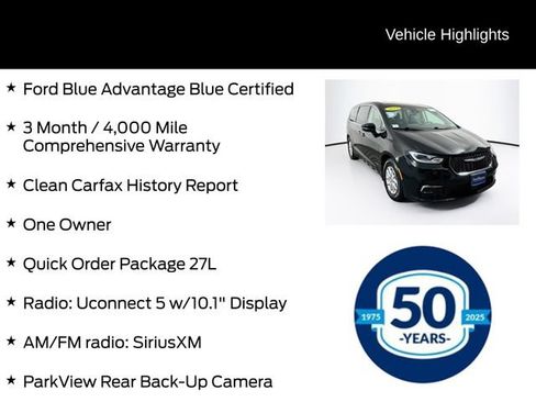 Used 2024 Chrysler Pacifica Touring-L FWD image 6