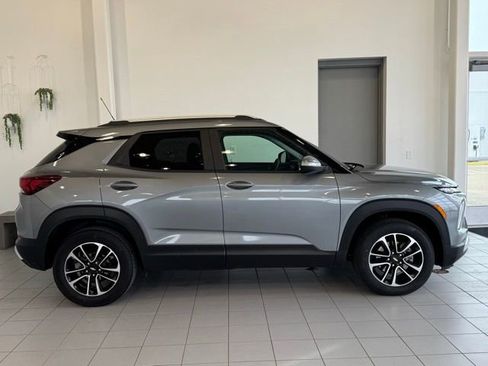 Certified 2025 Chevrolet TrailBlazer LT image 38