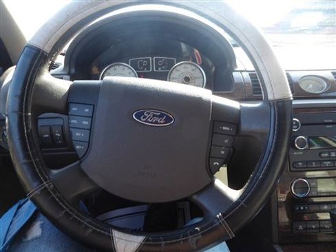 Used 2009 Ford Taurus Limited image 12