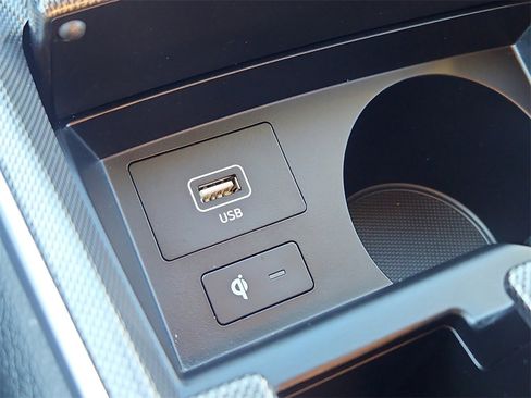 Used 2023 Hyundai Santa Fe SEL image 18