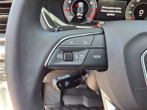 Certified 2025 Audi Q5 2.0T Premium w/ Convenience Plus Package image 16