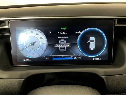 Certified 2023 Hyundai Tucson Limited AWD/4WD image 13