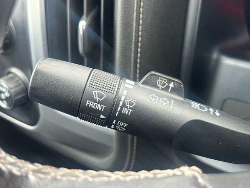 Used 2018 GMC Sierra 1500 SLE w/ SLE Value Package image 20