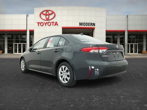 New 2026 Toyota Corolla LE FWD image 18