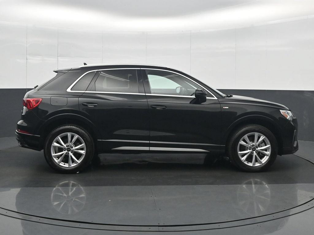 Used 2025 Audi Q3 2.0T Premium AWD/4WD image 7