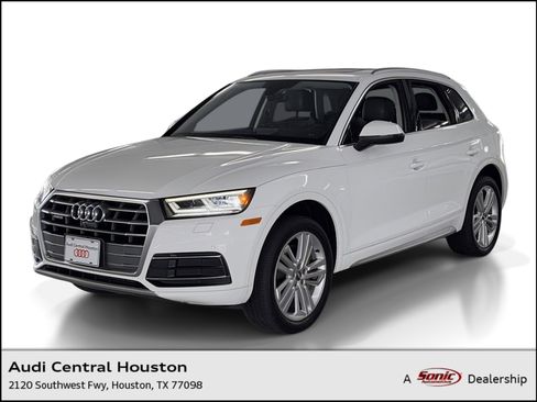 Used 2018 Audi Q5 Prestige w/ Prestige Package image 1