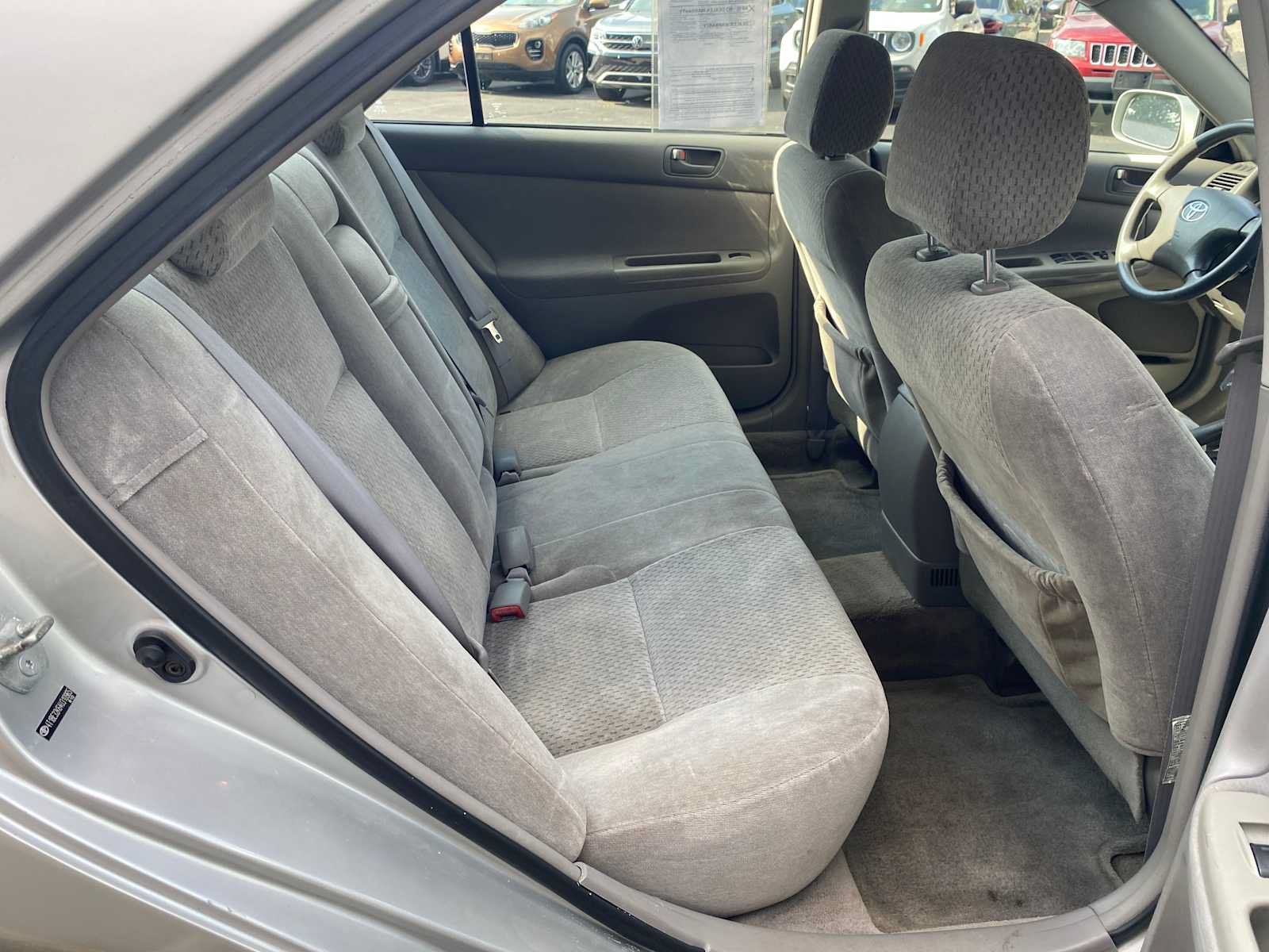 Used 2004 Toyota Camry LE w/ Fleet Convenience Pkg FWD image 22