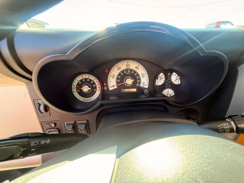 Used 2008 Toyota FJ Cruiser 4WD image 11