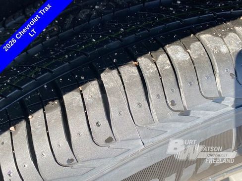 New 2026 Chevrolet Trax LT w/ Driver Confidence Package FWD image 15