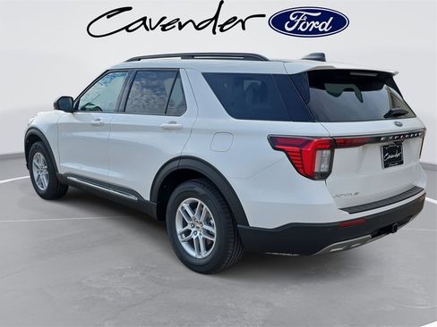New 2025 Ford Explorer Active w/ Active Comfort Package image 8