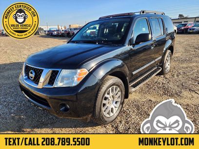 Used 2012 Nissan Pathfinder LE