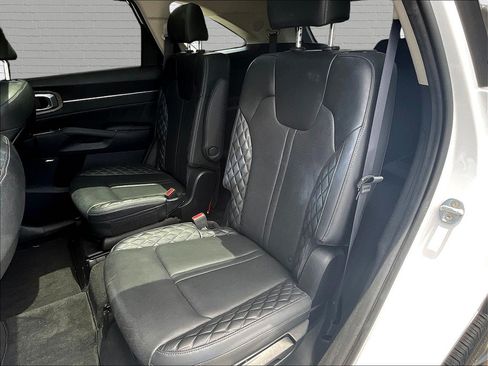 Used 2023 Kia Sorento SX Prestige AWD/4WD image 21
