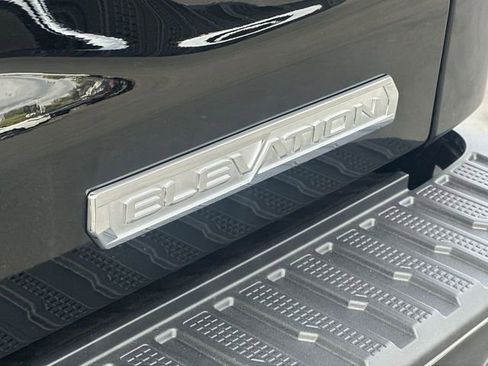 New 2026 GMC Sierra 1500 Elevation image 31