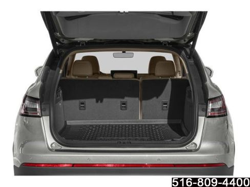 Used 2023 Lincoln Nautilus Reserve w/ Equipment Group 201A AWD/4WD image 12