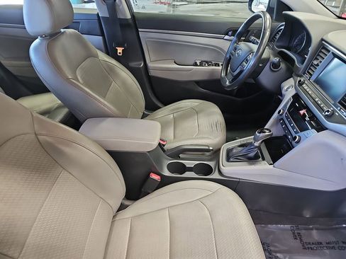 Used 2017 Hyundai Elantra Limited w/ Limited Ultimate Package 09 image 10