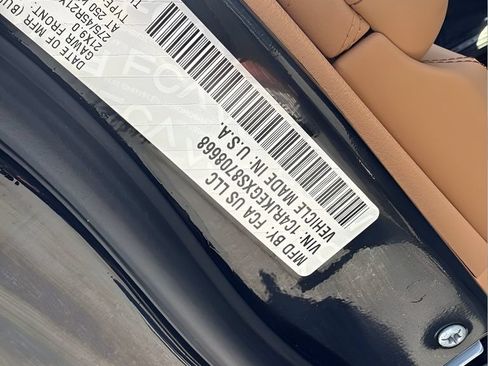 Used 2025 Jeep Grand Cherokee L Summit AWD/4WD image 29
