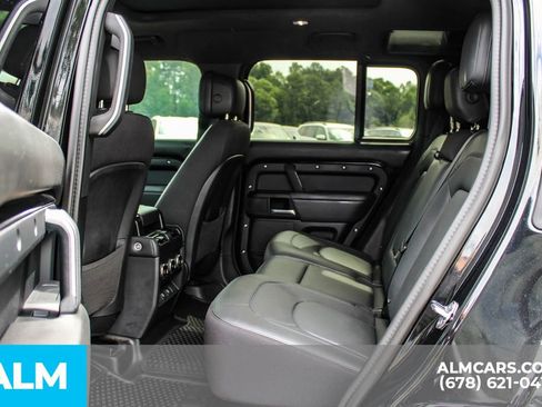 Used 2025 Land Rover Defender 110 X AWD/4WD image 18