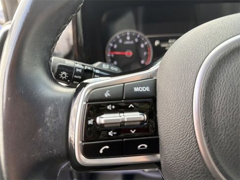 Used 2021 Kia Sorento SX image 19