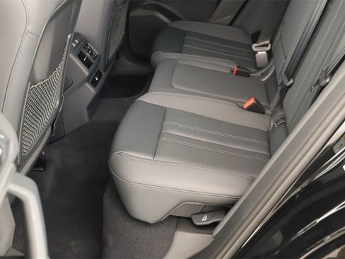 New 2025 Audi Q5 Premium Plus image 27