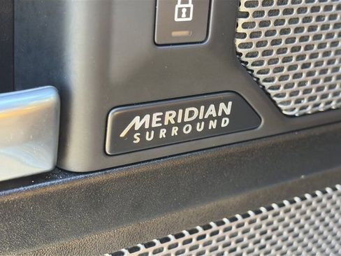 Used 2024 Land Rover Defender 110 Carpathian Edition image 17