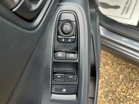 Used 2024 Subaru Crosstrek 2.0i Premium image 23