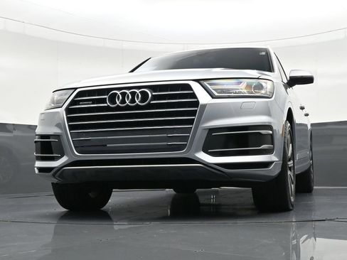 Used 2018 Audi Q7 3.0T Premium Plus w/ Premium Plus Package image 30