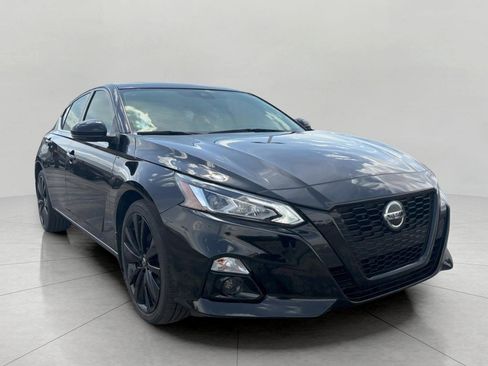 Used 2022 Nissan Altima 2.5 SR w/ Midnight Edition Package AWD/4WD image 1