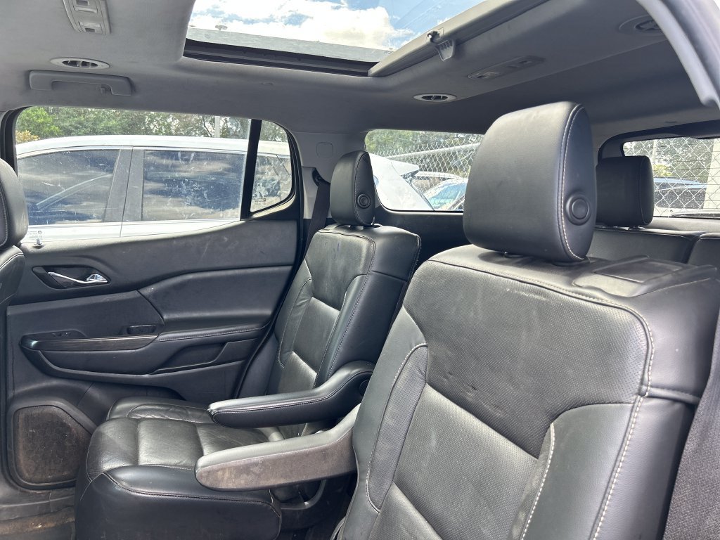 Used 2018 GMC Acadia SLT FWD image 13