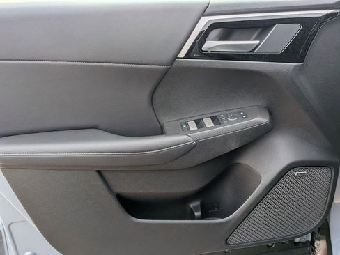 New 2026 Mitsubishi Outlander SE AWD/4WD image 11