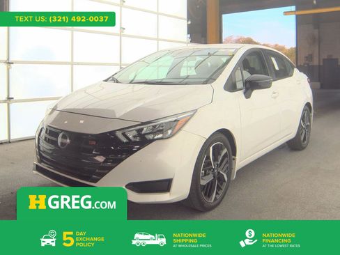 Used 2025 Nissan Versa SR w/ Trunk Package image 1