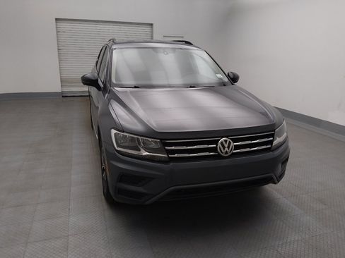 Used 2020 Volkswagen Tiguan SE w/ 3rd Row Seat Package AWD/4WD image 14
