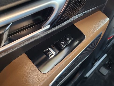 Used 2020 Kia Telluride SX w/ SX Prestige Package image 31