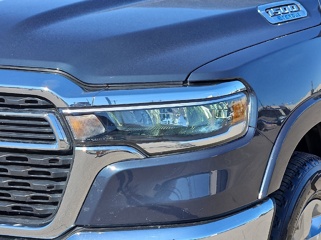 Used 2025 RAM 1500 Big Horn AWD/4WD image 9