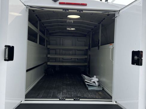 Used 2023 GMC Savana 3500 w/ Power Convenience Package image 14