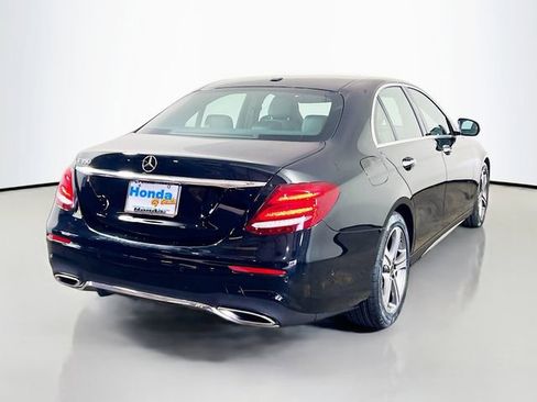 Used 2020 Mercedes-Benz E 350 Sedan image 23