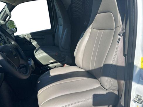 New 2025 Chevrolet Express 2500 w/ Communications Package RWD image 9