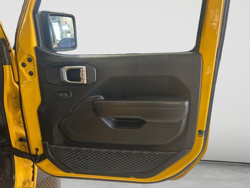 Used 2021 Jeep Wrangler Unlimited Sport AWD/4WD image 16