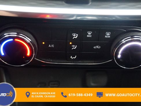 Used 2024 Buick Encore GX Sport Touring image 22