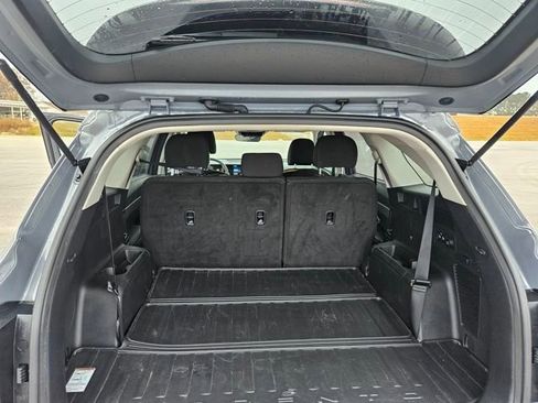 Used 2024 Kia Sorento LX image 23