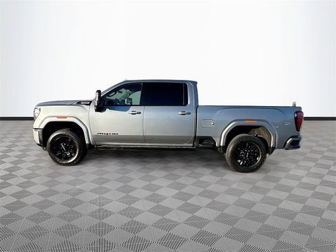 Used 2024 GMC Sierra 2500 AT4 w/ AT4 Premium Plus Package image 4
