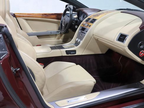 Used 2006 Aston Martin DB9 Volante RWD image 79