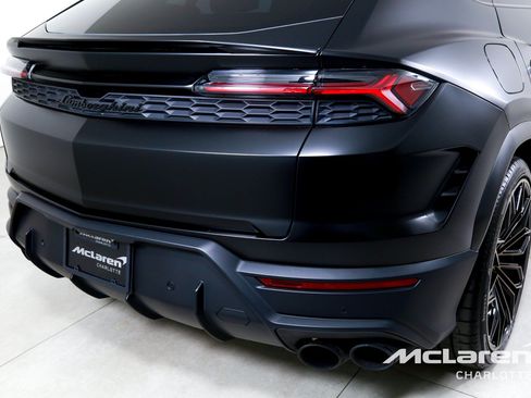 Used 2025 Lamborghini Urus S AWD/4WD image 45