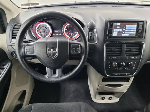 Used 2017 Dodge Grand Caravan SE w/ Power Window Group FWD image 22