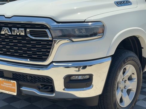 Used 2025 RAM 1500 Big Horn AWD/4WD image 12